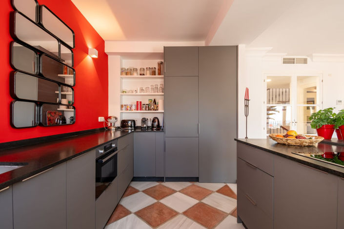 Image No.20-3 Bed Property for sale