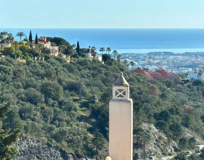 Image No.25-3 Bed Property for sale