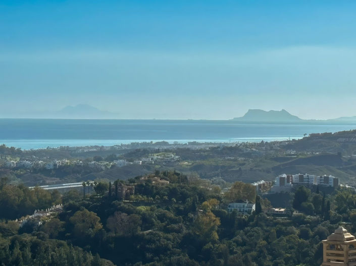 Image No.36-3 Bed Property for sale