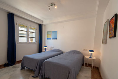 8-e64a9055bba3e77ac8aca3b893cdf826