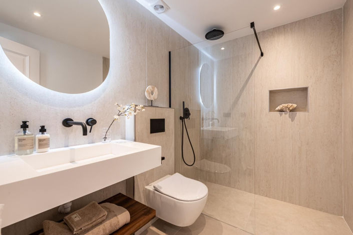 Image No.7-3 Bed Property for sale