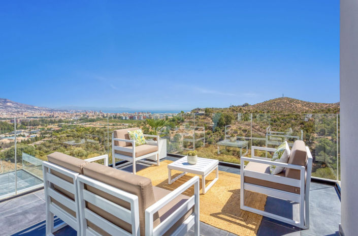 Image No.18-2 Bed Property for sale