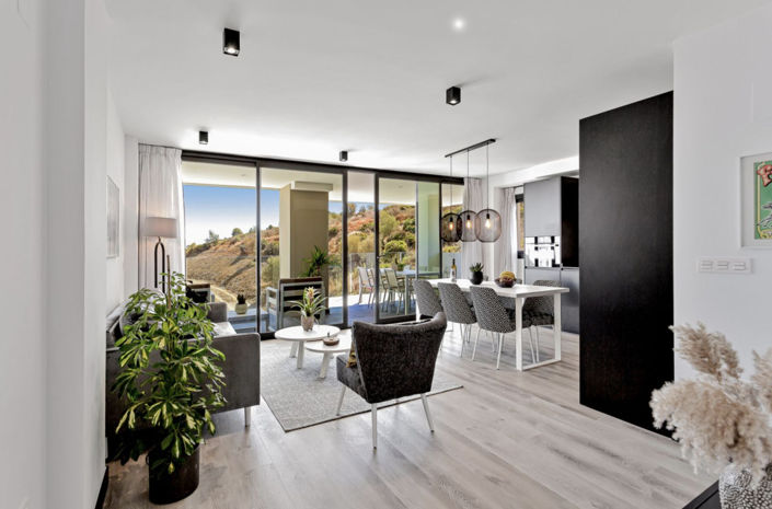 Image No.4-2 Bed Property for sale