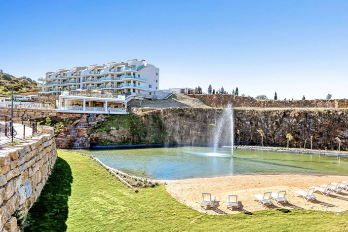 Image No.8-2 Bed Property for sale