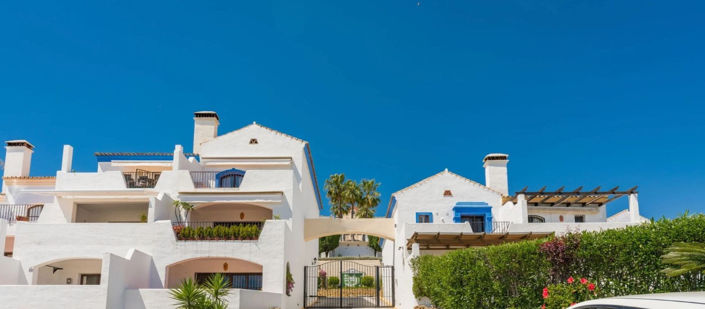 Image No.13-3 Bed Property for sale