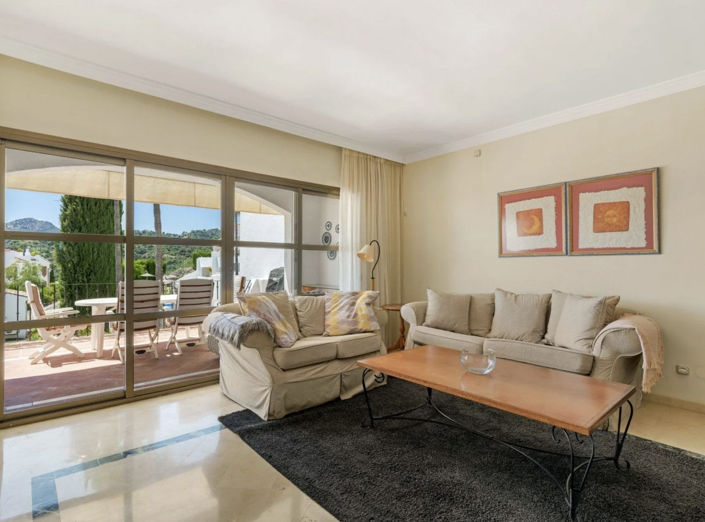 Image No.4-3 Bed Property for sale