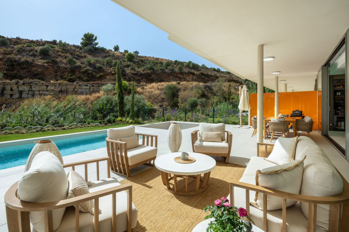 Image No.40-3 Bed Property for sale