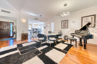 11-20939a0134ad724a8cb2a801094d15a4