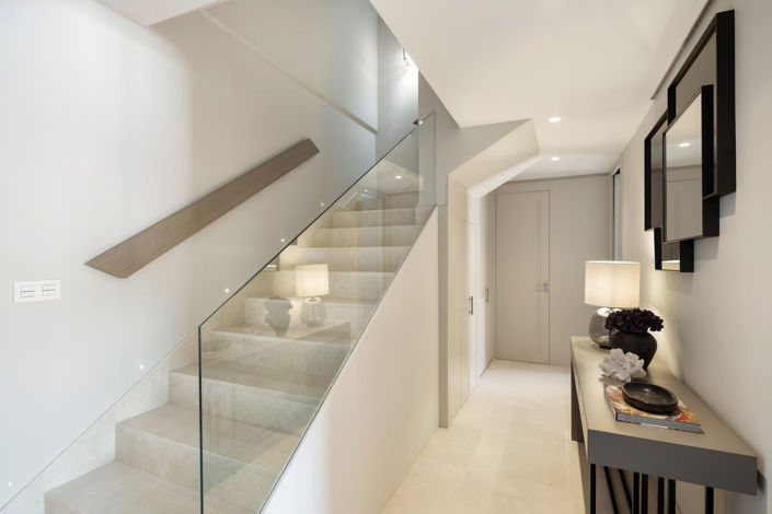 Image No.8-3 Bed Property for sale