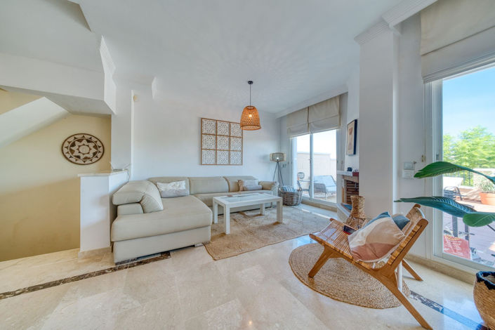 Image No.14-4 Bed Property for sale