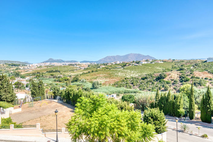 Image No.34-4 Bed Property for sale