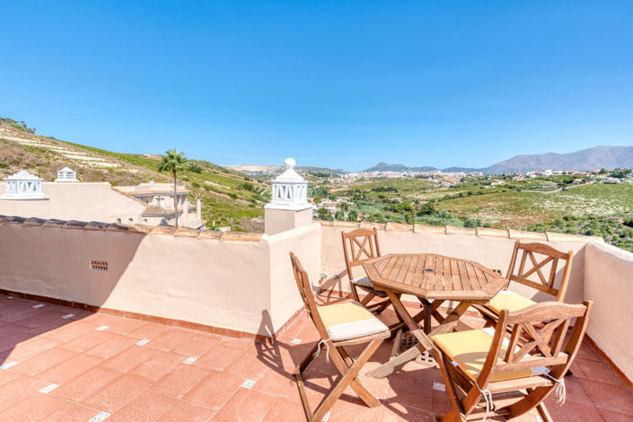 Image No.36-4 Bed Property for sale