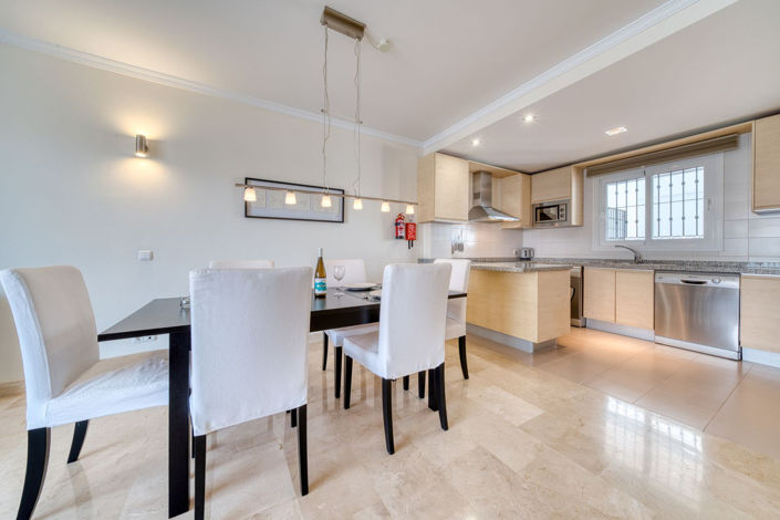 Image No.15-2 Bed Property for sale