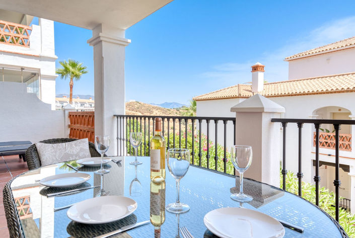 Image No.24-2 Bed Property for sale