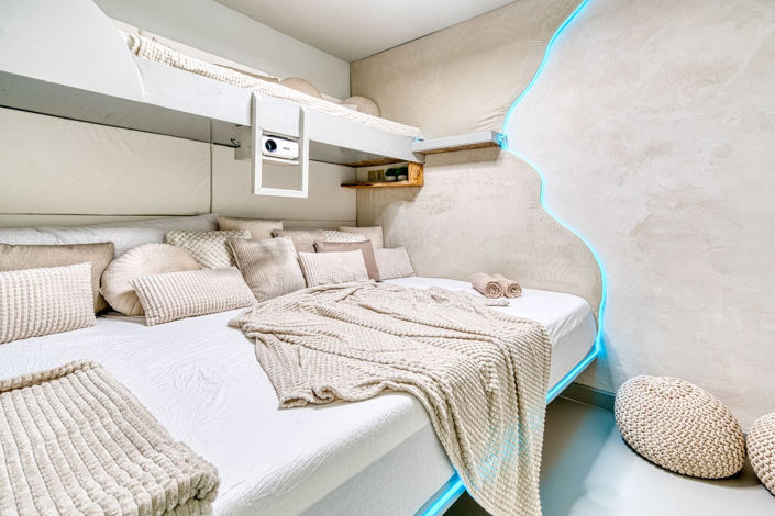 Image No.3-3 Bed Property for sale