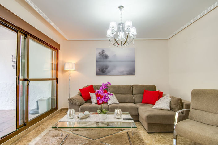 Image No.11-2 Bed Property for sale