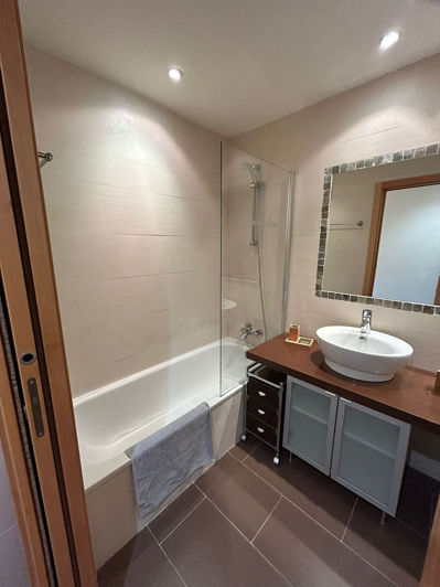 Image No.31-2 Bed Property for sale