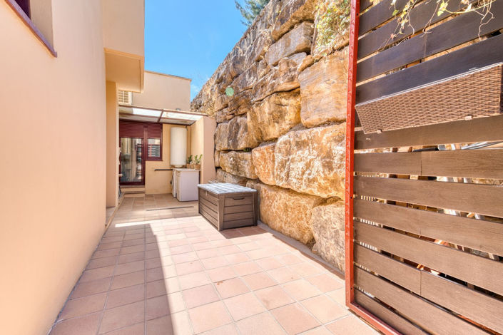 Image No.29-3 Bed Property for sale