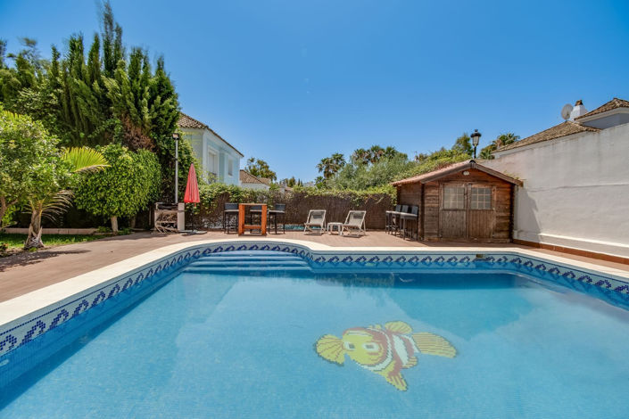 Image No.16-4 Bed Property for sale