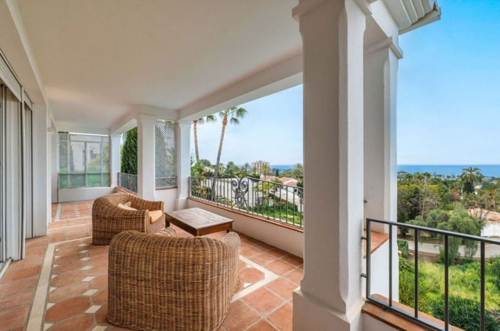 Image No.11-4 Bed Property for sale