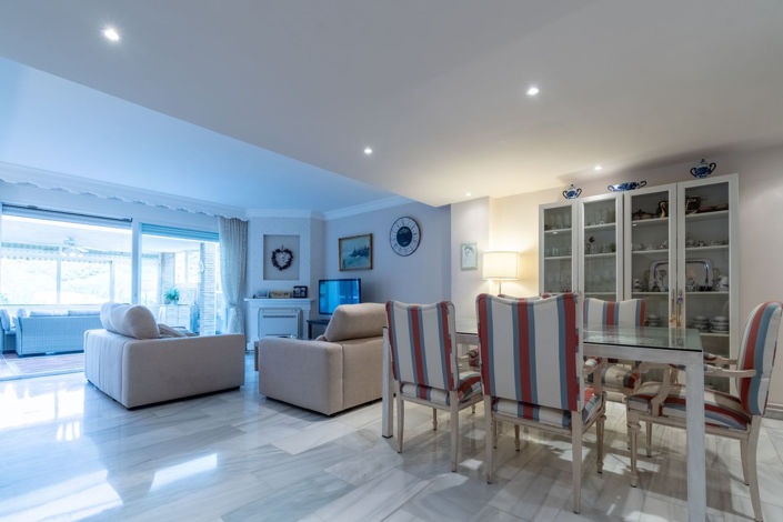 Image No.32-3 Bed Property for sale