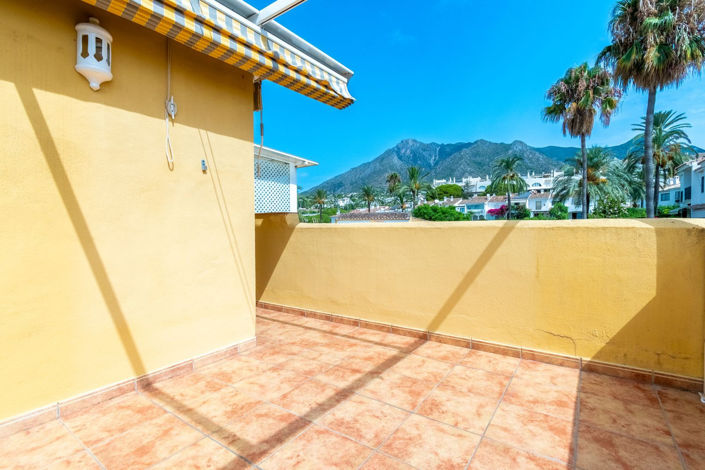 Image No.38-3 Bed Property for sale