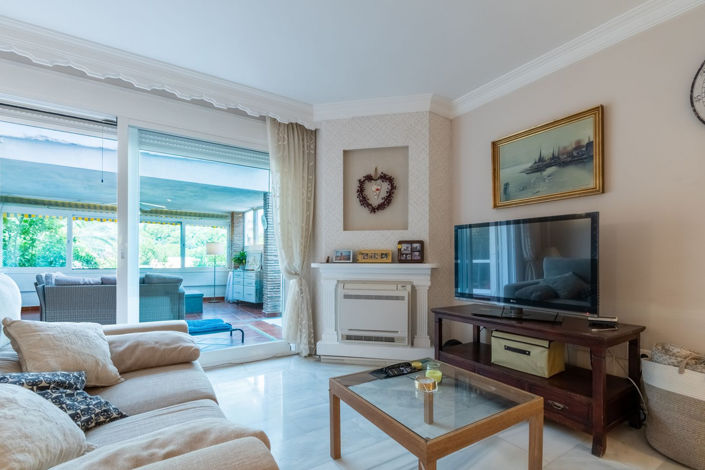 Image No.6-3 Bed Property for sale