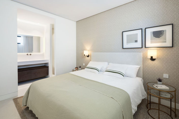 Image No.6-6 Bed Property for sale