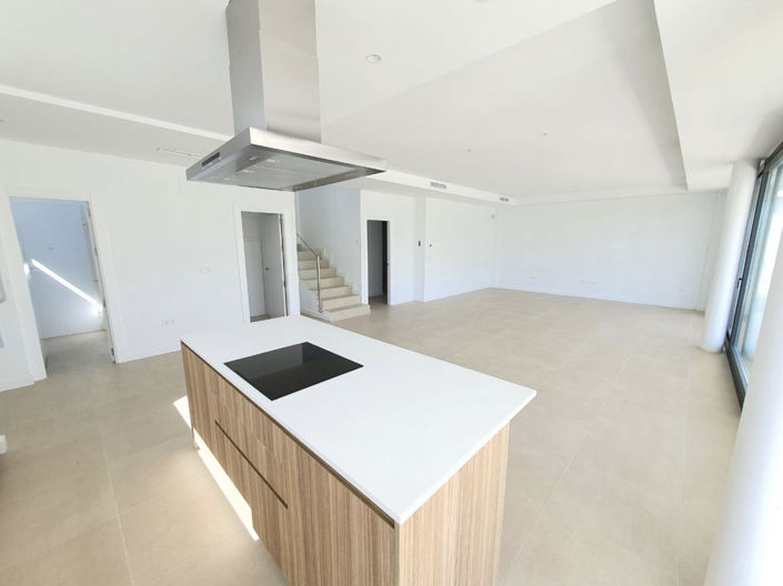 Image No.4-Propriété de 4 chambres à vendre à La Duquesa