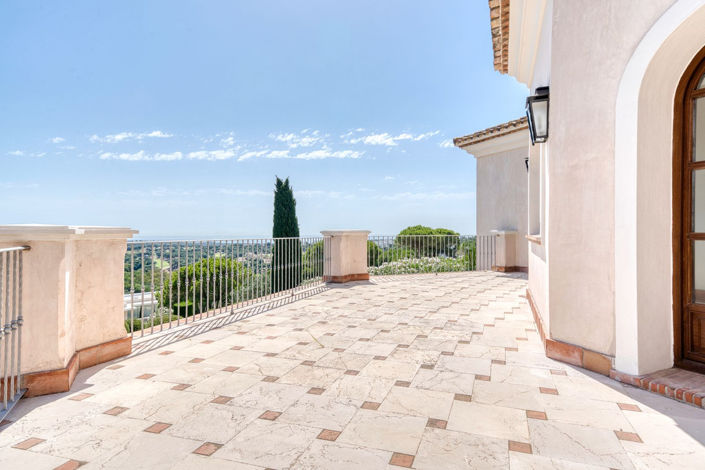 Image No.33-5 Bed Property for sale