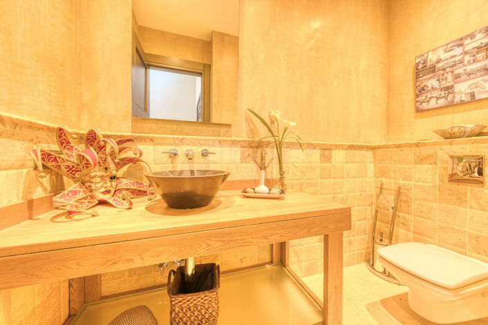 Image No.45-5 Bed Property for sale