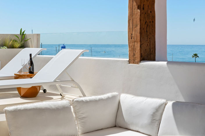 Image No.19-4 Bed Property for sale