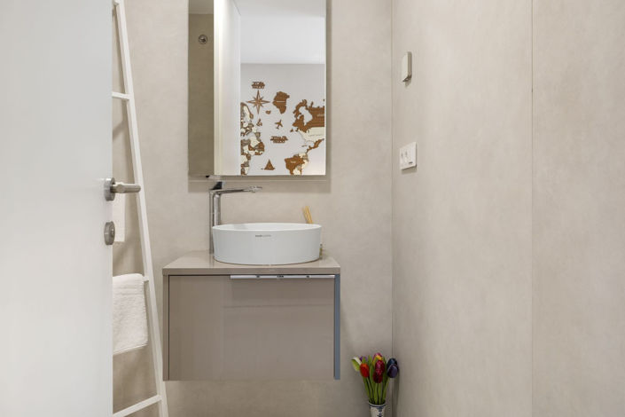 Image No.28-3 Bed Property for sale