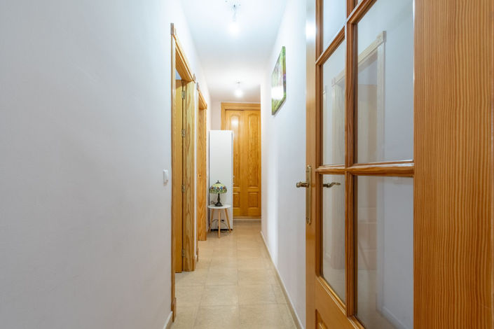 Image No.14-2 Bed Property for sale