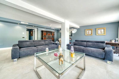 8-e64a9055bba3e77ac8aca3b893cdf826