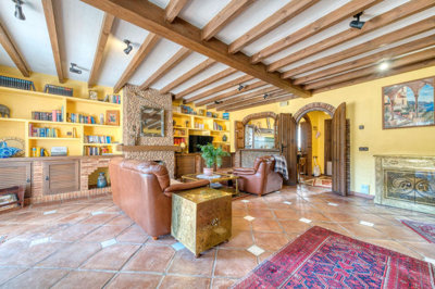 12-53013098fcab6c38b1379cd33298e050