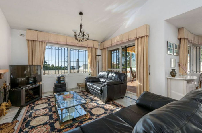 Image No.5-3 Bed Property for sale