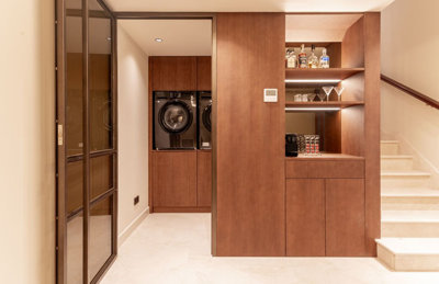 2-5bd7b9d04b45e33852eaf0ec6670150d