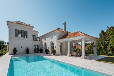 Propriété de 4 chambres à vendre à Nueva Andalucia