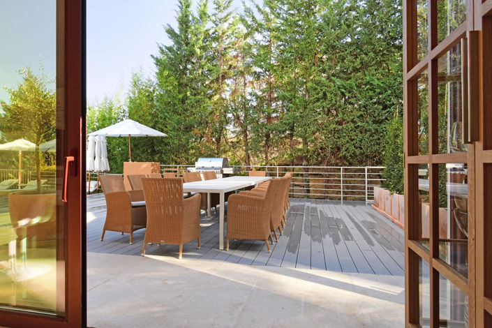 Image No.54-7 Bed Property for sale