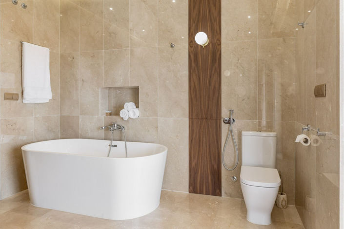 Image No.11-11 Bed Property for sale