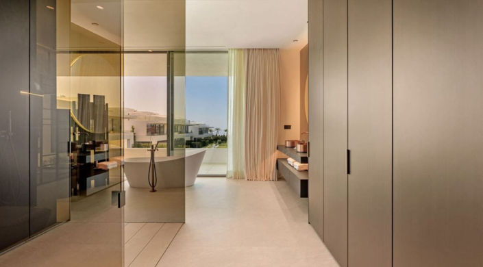 Image No.29-4 Bed Property for sale