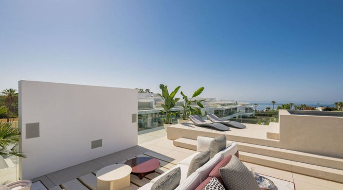 Image No.32-4 Bed Property for sale