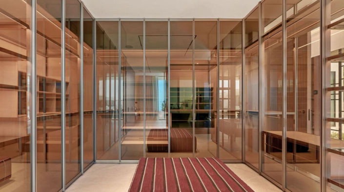 Image No.47-4 Bed Property for sale