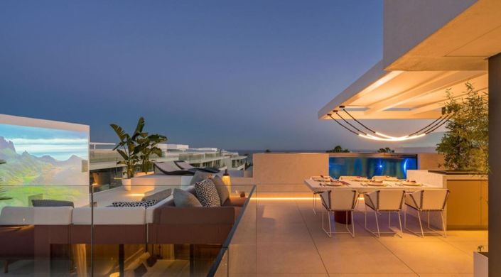 Image No.54-4 Bed Property for sale