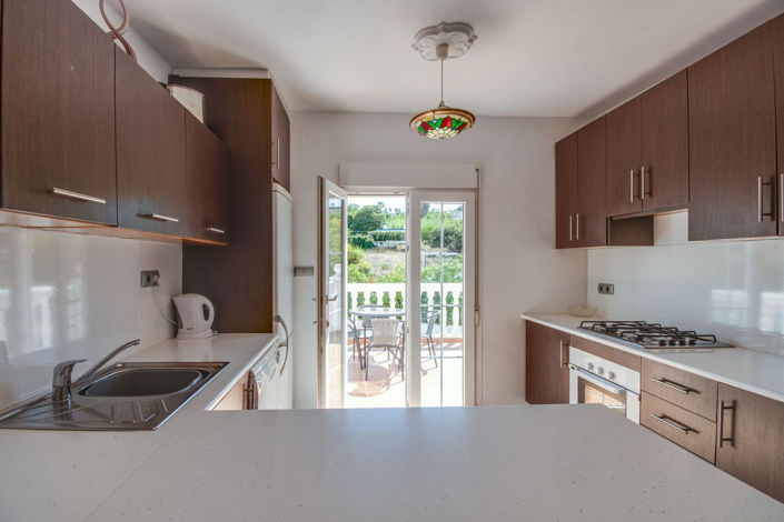 Image No.25-5 Bed Property for sale