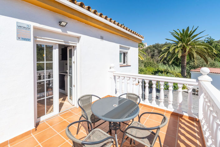 Image No.32-5 Bed Property for sale