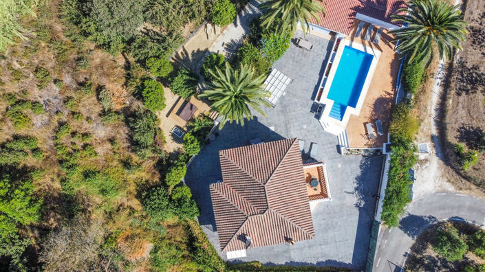 Image No.7-5 Bed Property for sale