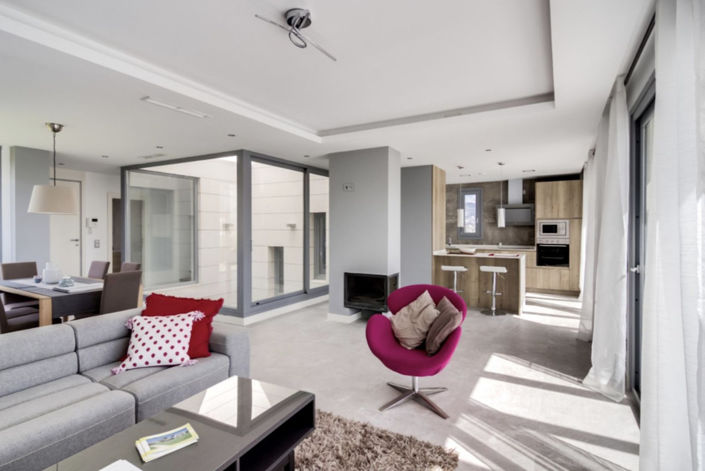 Image No.8-3 Bed Property for sale