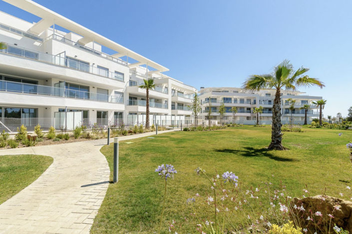 Image No.8-4 Bed Property for sale